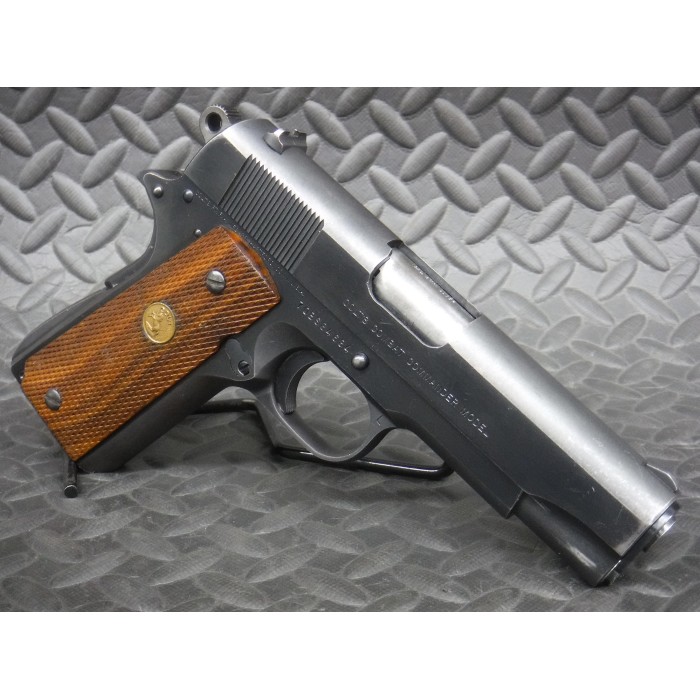 Colt Combat Commander 9mm - Blued