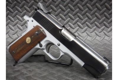 Colt Combat Commander .45ACP..