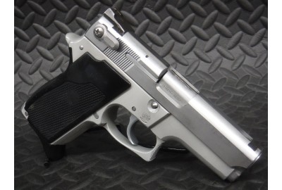 Smith & Wesson Model 669 ..