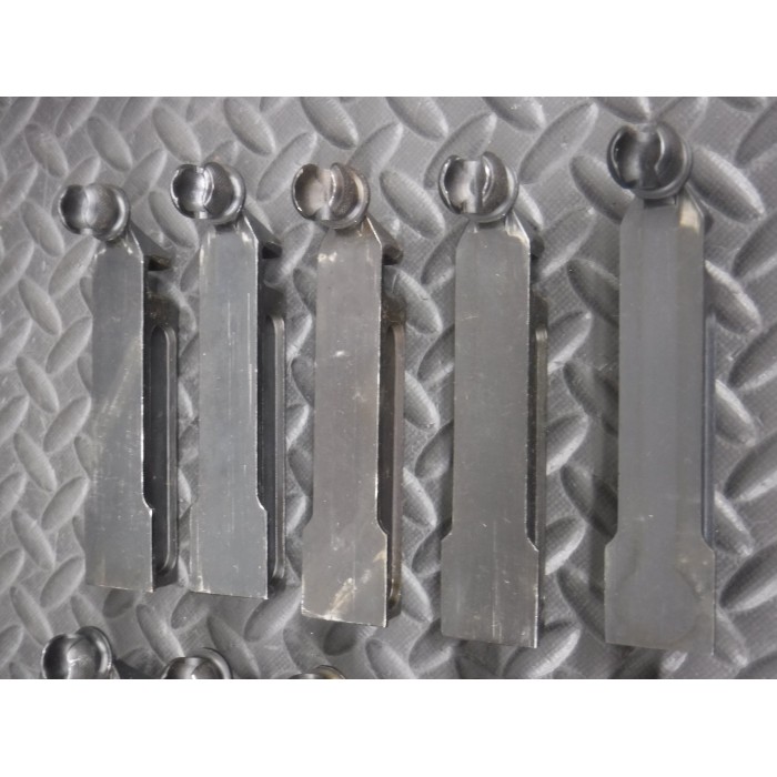 Thompson Knurled Actuator