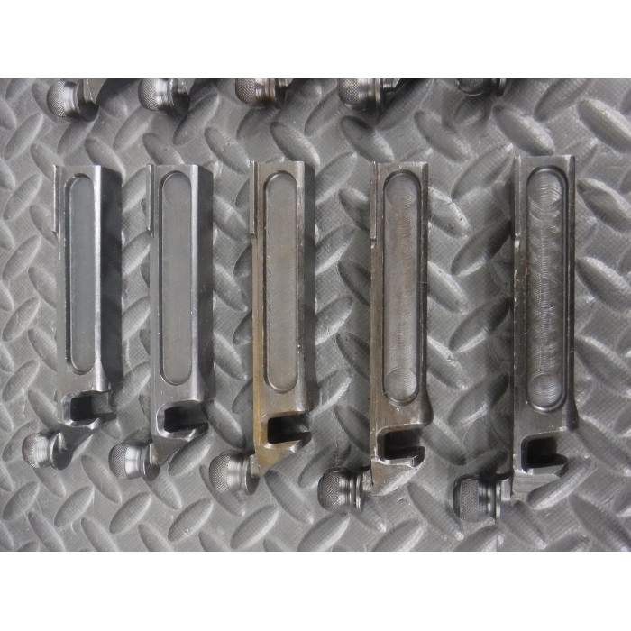Thompson Knurled Actuator